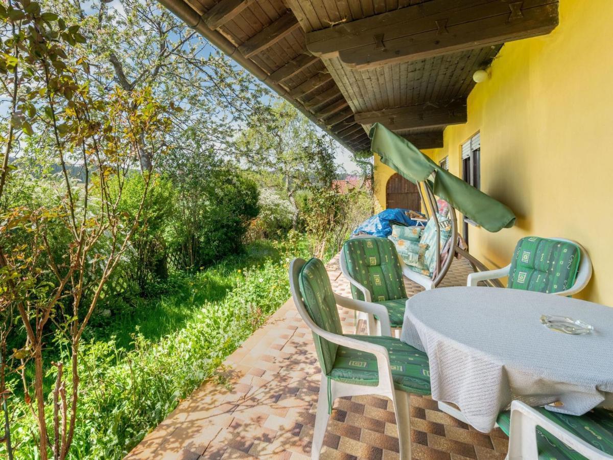 Quaint Holiday Home In Bad K Tzting With Garden Terrace Kötzting エクステリア 写真